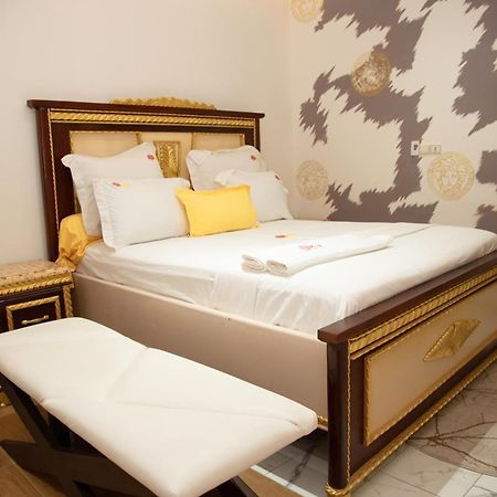 Residence Le Sommet - Chambre Versace Douala Eksteriør bilde